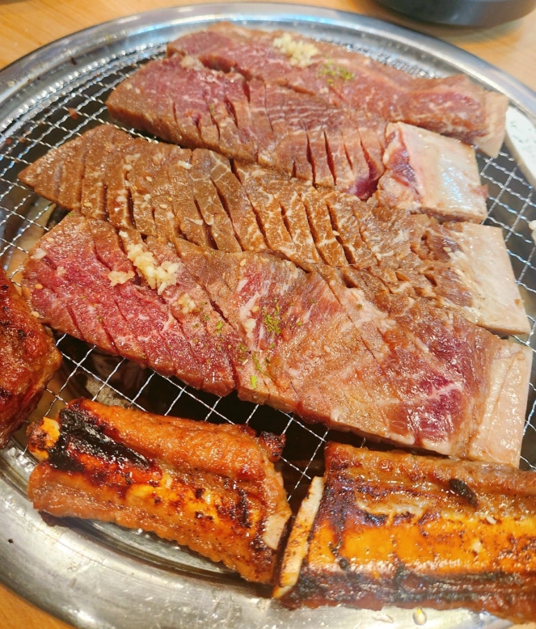 백년식당화로구이 이미지