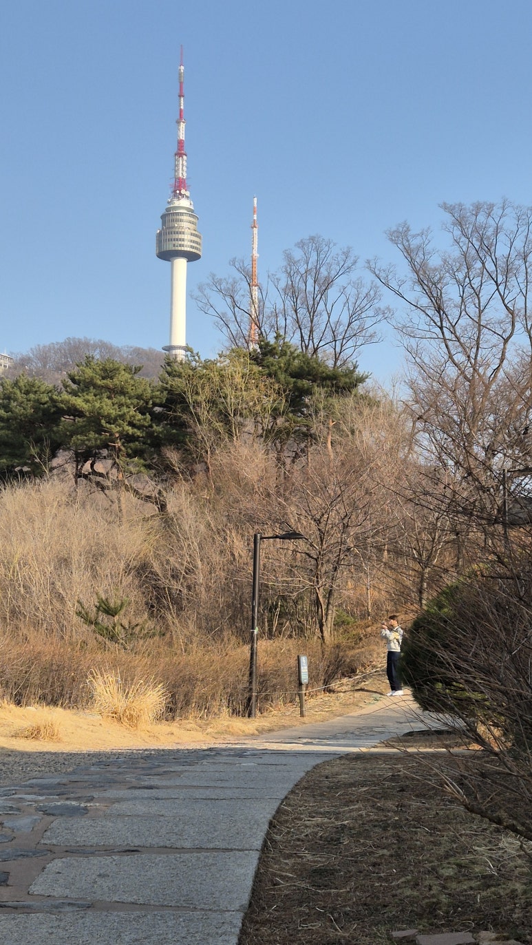 Namsan Park Baekbeom Square