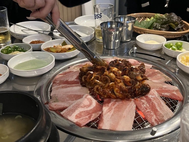 평화 숯불 쭈꾸미 이미지