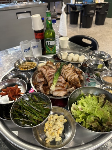 완미족발충주칠금점 이미지