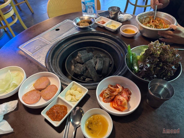 돈돼지숯불구이 이미지