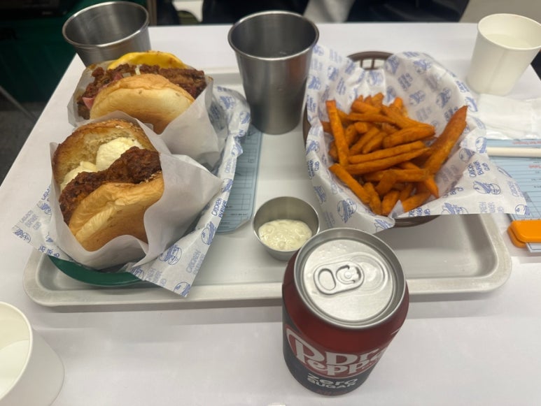 치킨버거클럽 이미지