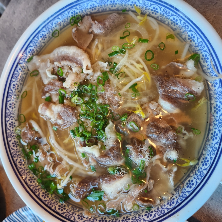 더레이크퍼(THE LAKE PHO) 이미지