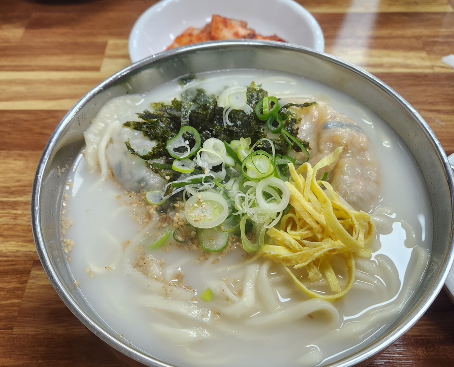 밀양손만두 이미지