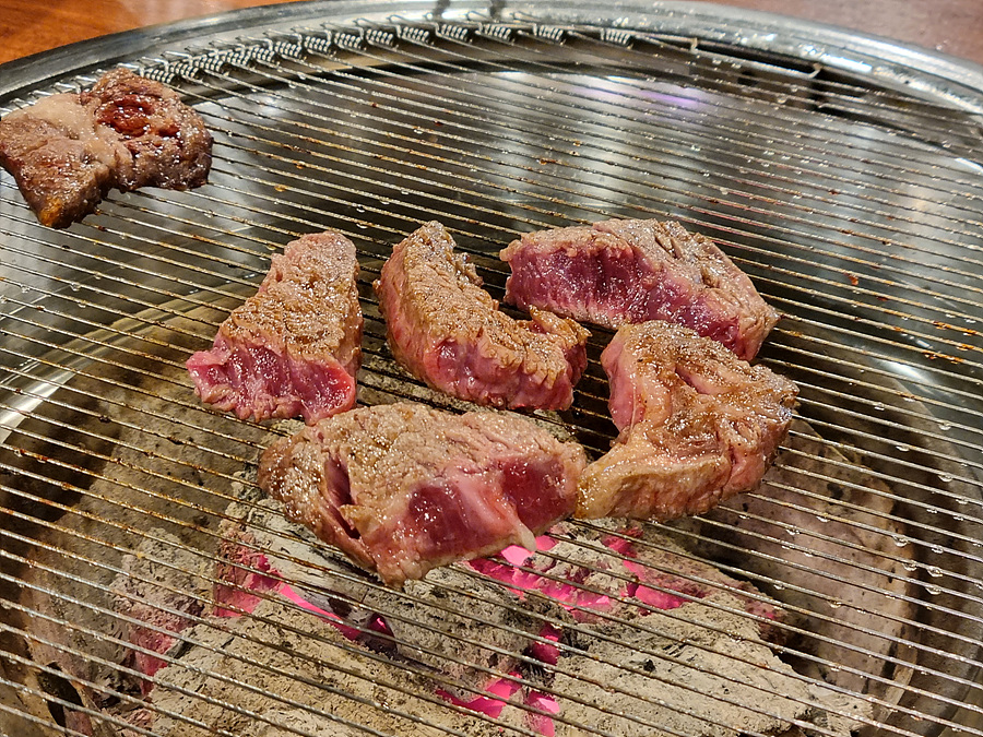 뚝심한우식육식당 이미지