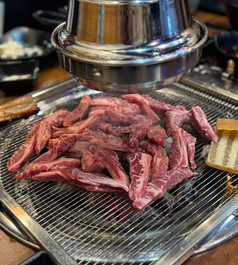 유천참숯불돼지갈비 이미지