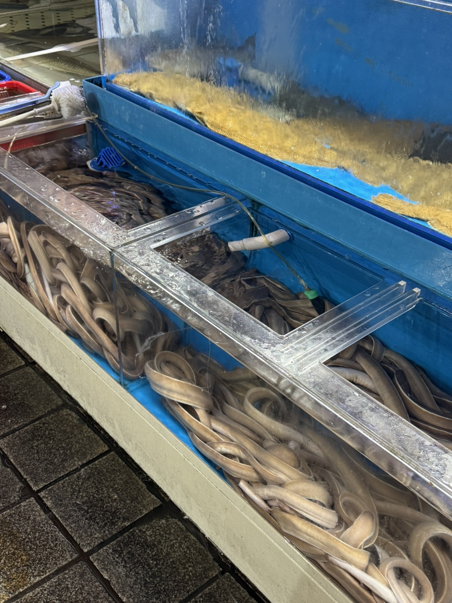 자갈치원조연탄불산꼼장어;김천횟집 이미지