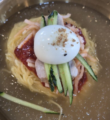 치자밀면 이미지