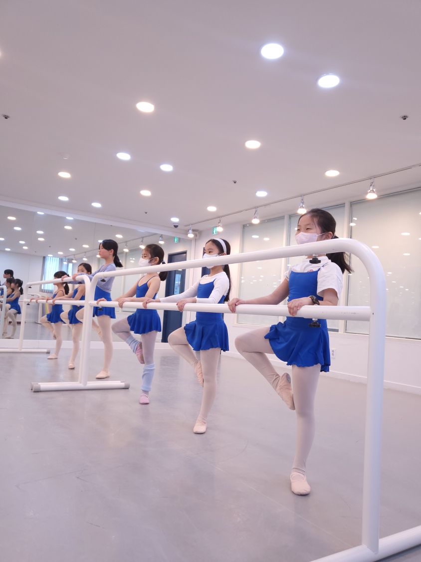 이지라이프라라발레탄츠학원 이미지