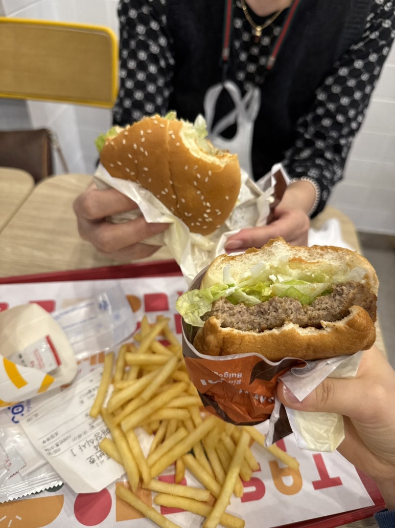 롯데리아용인둔전점 이미지