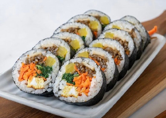 정성스러운김밥 이미지