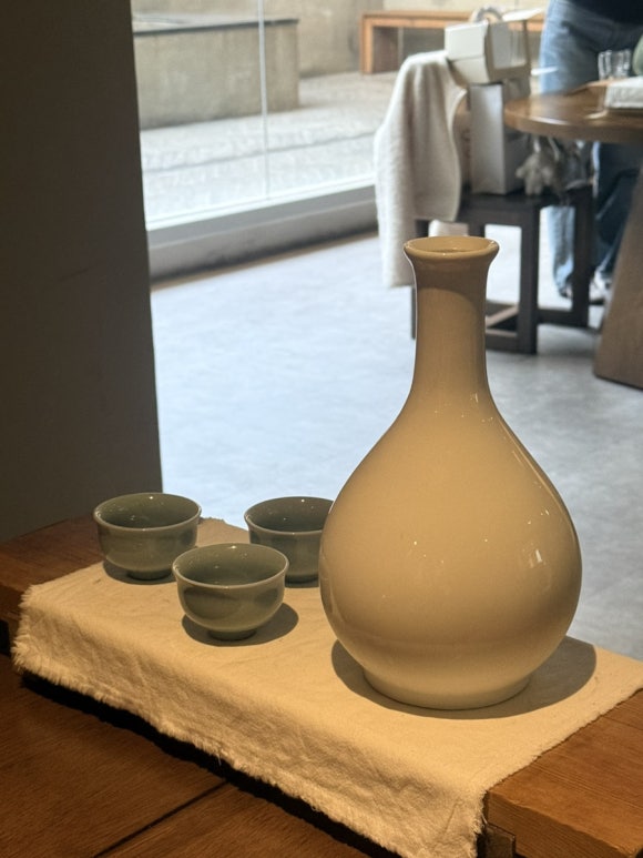 온전한 실내 이미지