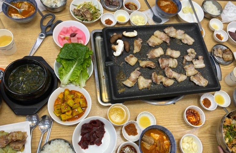 일등한우식육식당 이미지