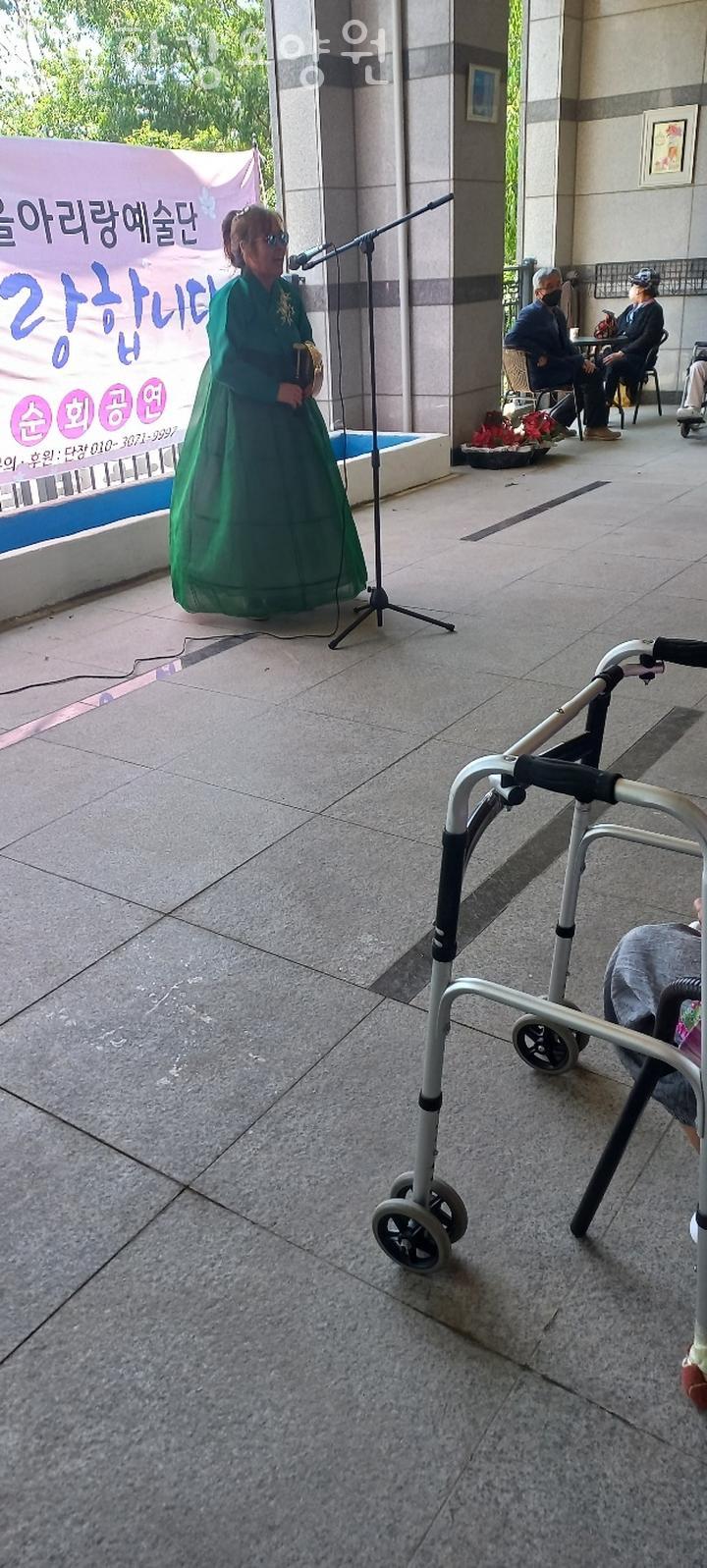 봄날한강요양원 이미지