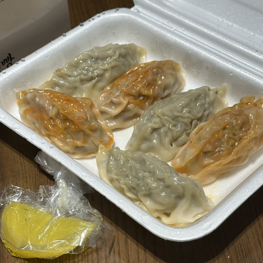 월화만두 이미지