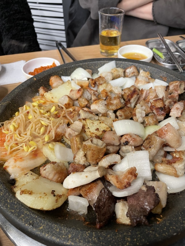 큰골양곱창구이 이미지