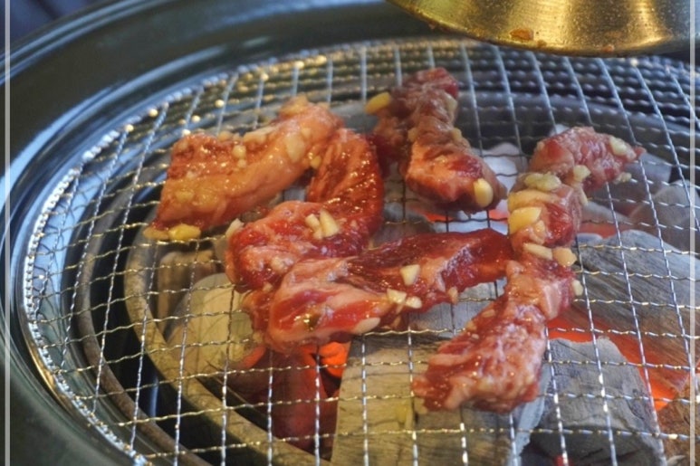 뜰에서화로구이 이미지