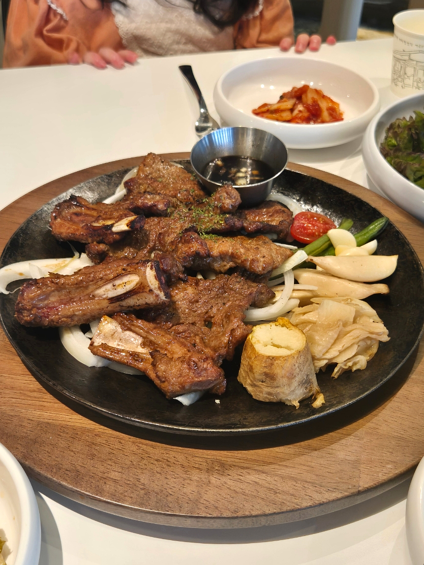 일등석돼지갈비삼겹살소갈비 이미지