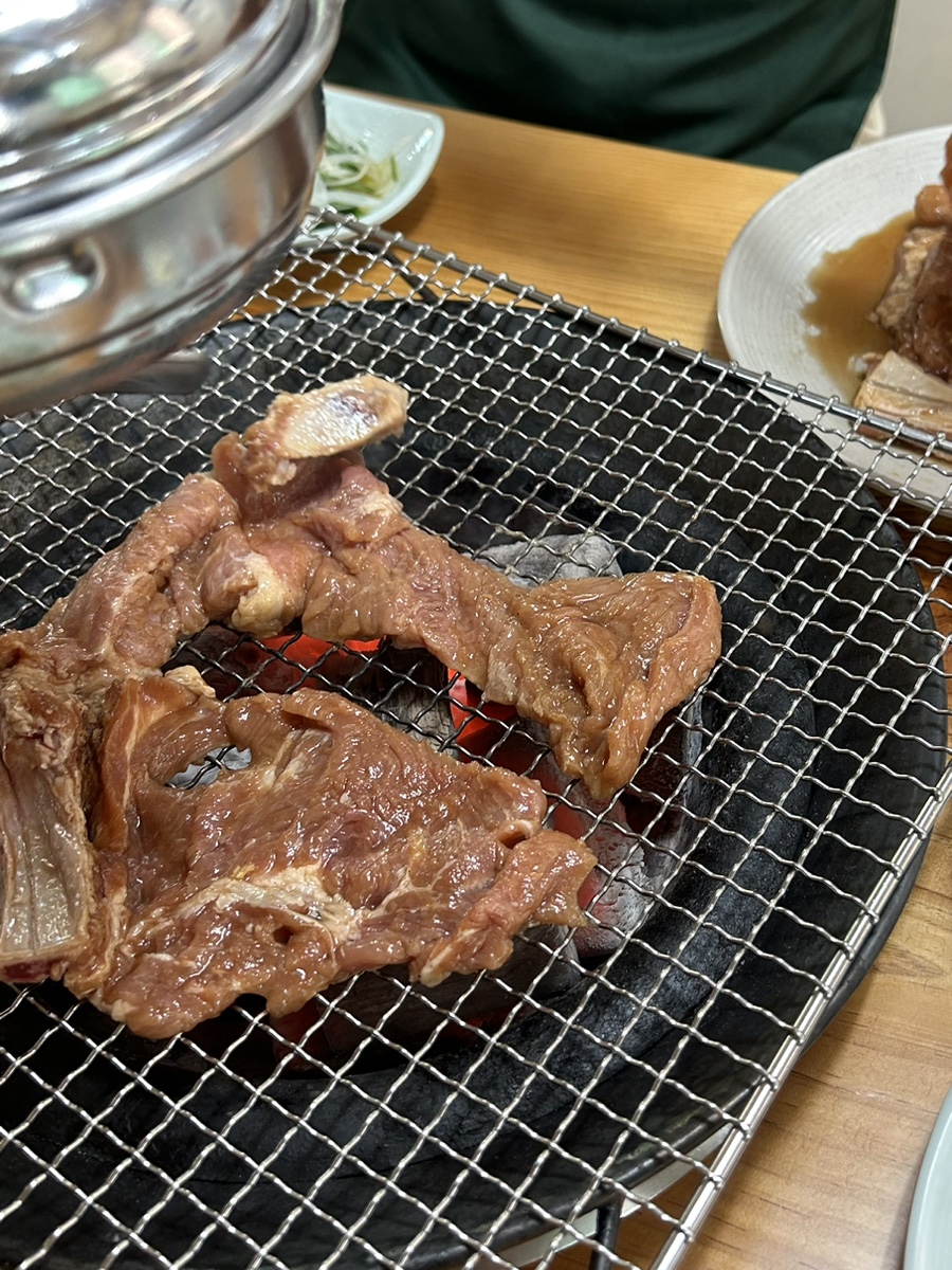 팔뚝갈비 이미지