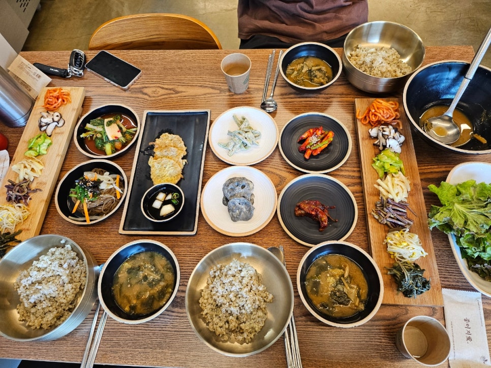 이삭보리밥 이미지