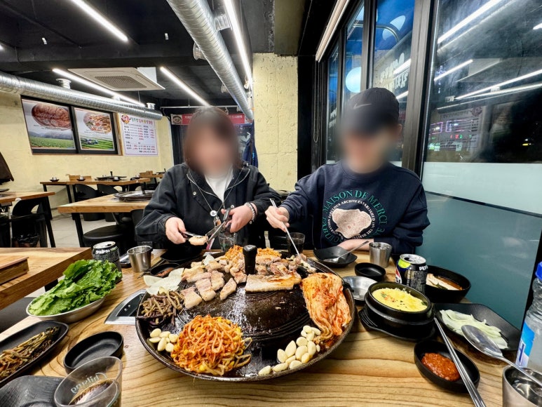 수락골솥뚜껑삼겹살 이미지