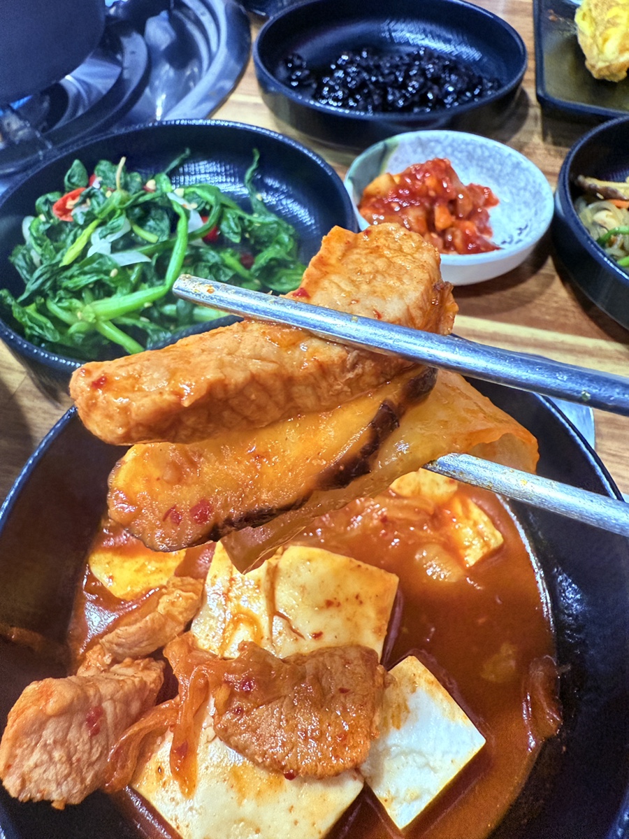 무근지김치찜.찌개 이미지