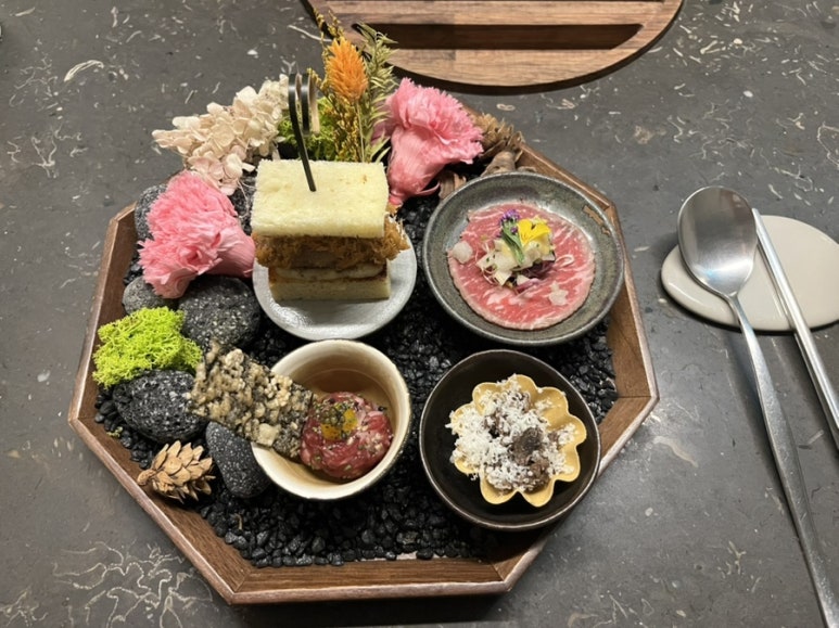 샌드&타르트(SAND&TARTE) 이미지