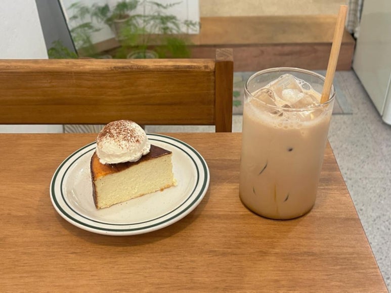카페 수 이미지