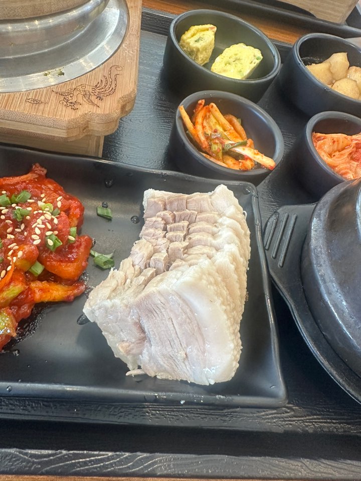원할머니보쌈족발충주 이미지
