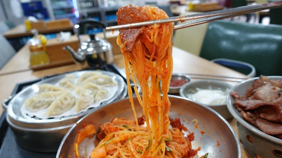 밀면 이미지