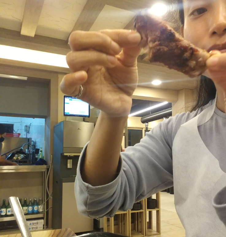돈날개숯불갈비 이미지