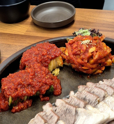 항아리보쌈돌돌이김치 이미지