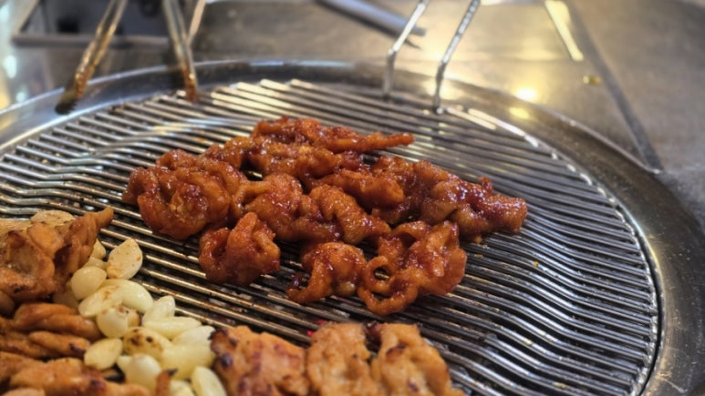 춤추는불닭발 이미지