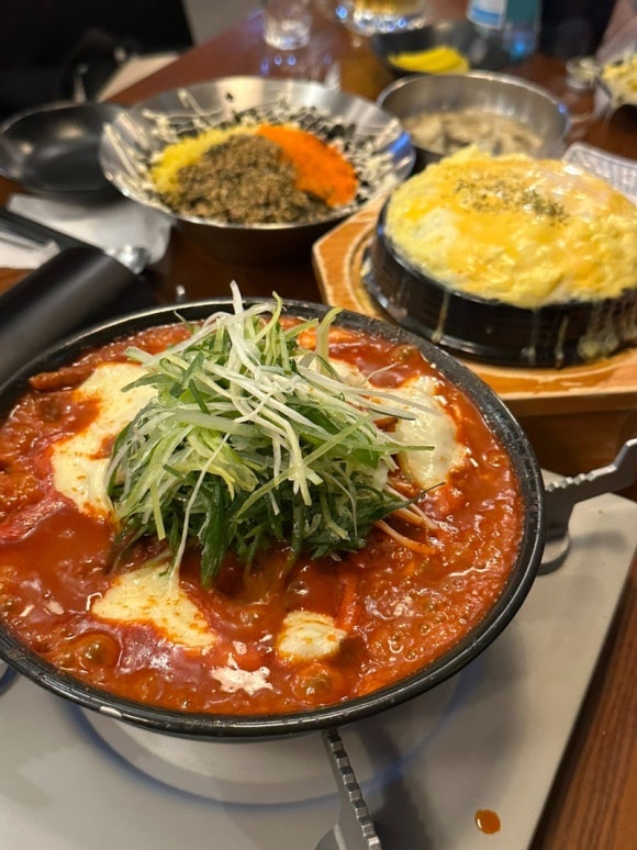 여봉닭발 이미지