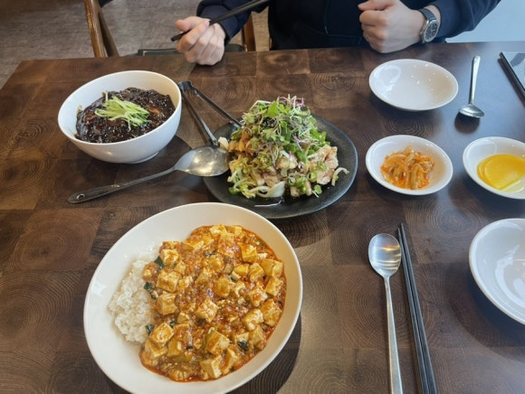 윤윤차이나 이미지