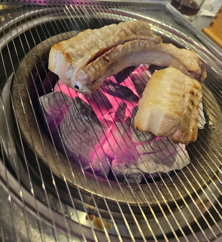삽겹살이랑 국수랑 이미지
