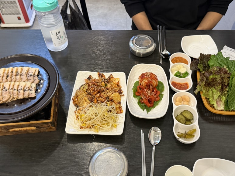 불낙지양 보쌈군 이미지