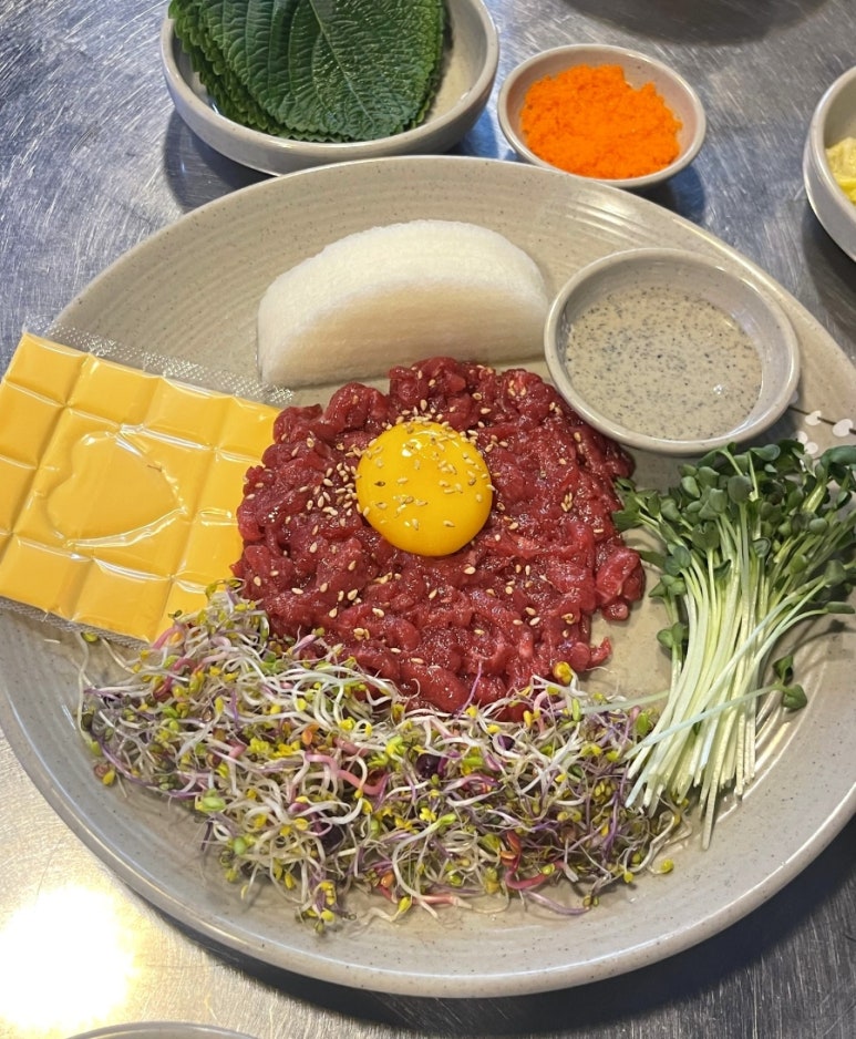 육꼬비 이미지