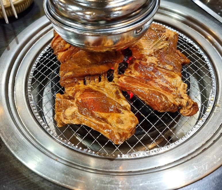 콩사랑숯불돼지갈비 이미지