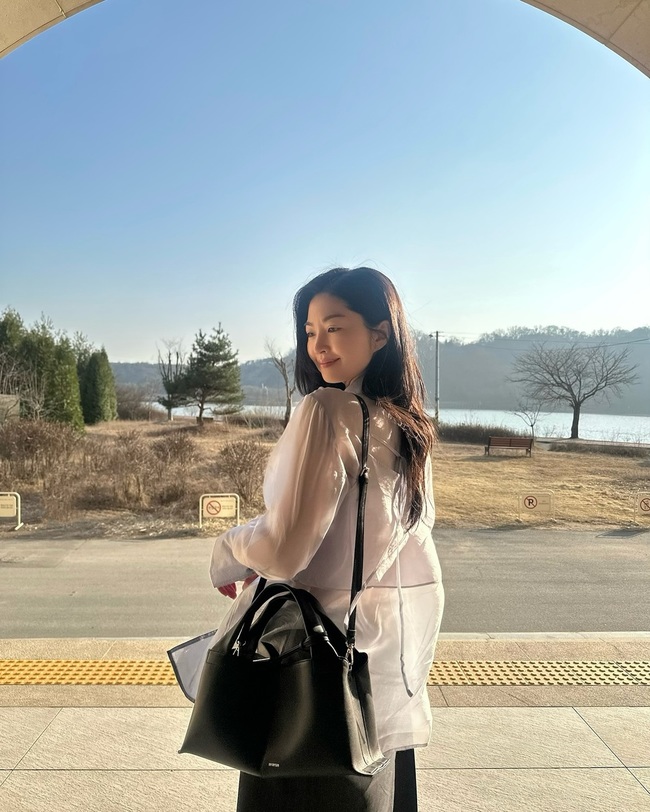 더예쁘다 이미지