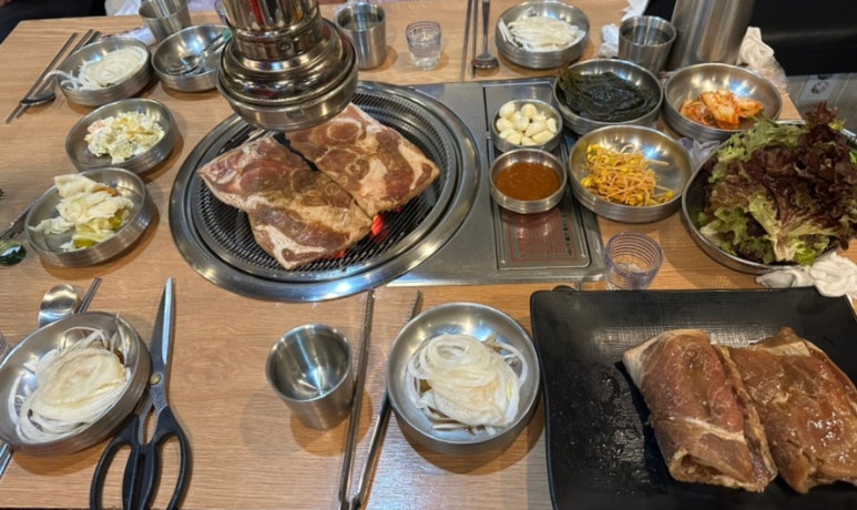검은꽃소 이미지