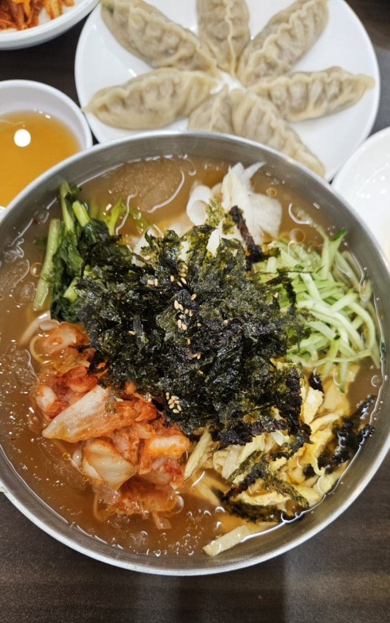 무진장칼국수 이미지