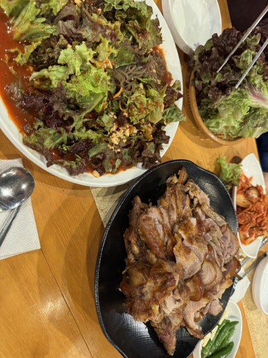 신월왕족발 이미지