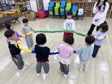 나래유치원 이미지