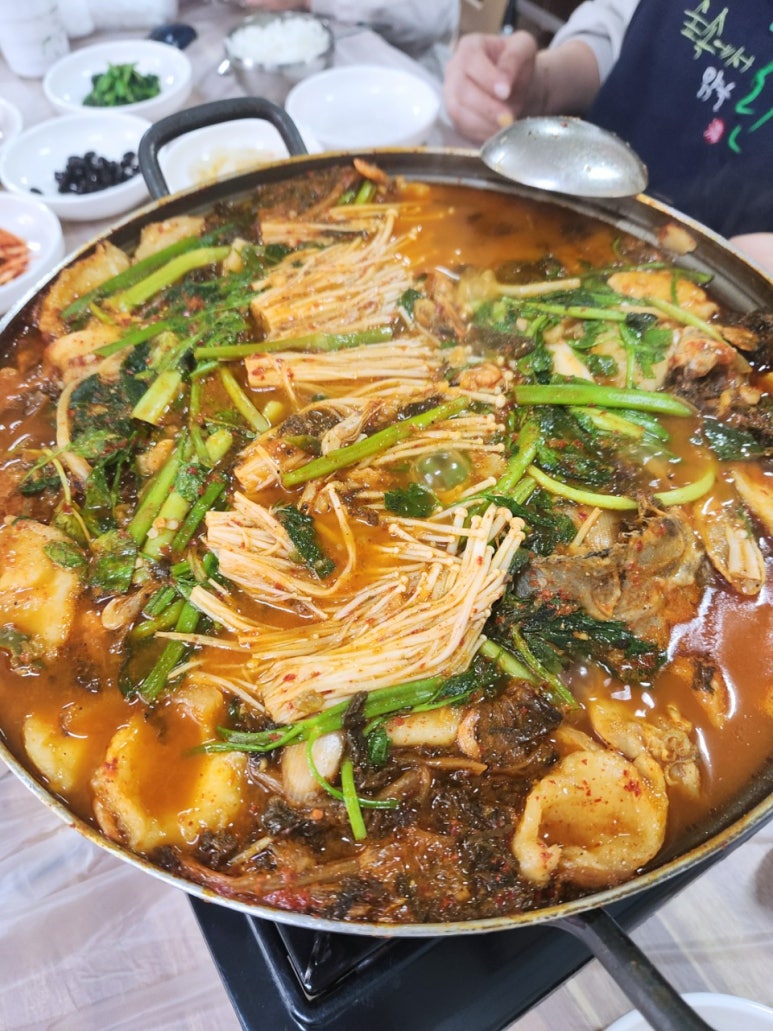 저수지매운탕 이미지