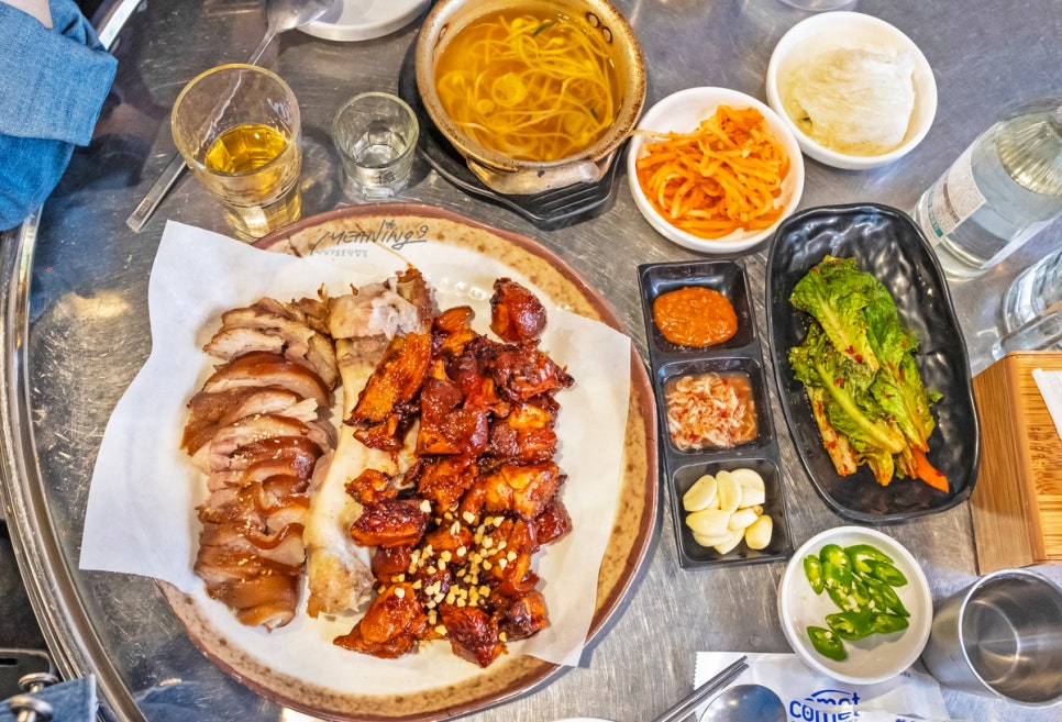 약수깡족발 순대국 이미지