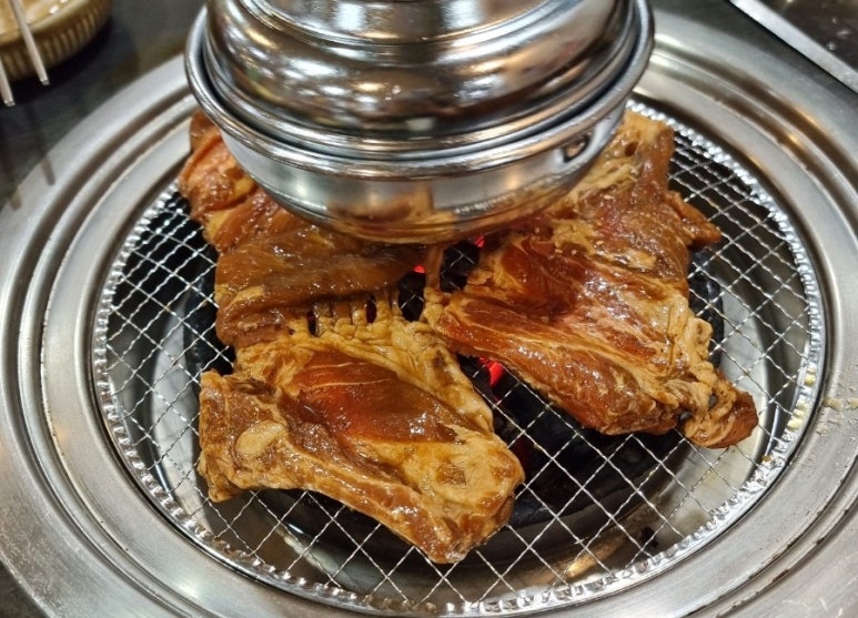 콩사랑숯불돼지갈비 이미지