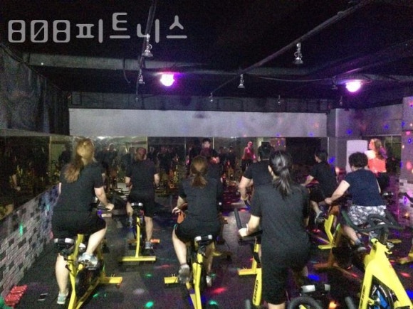 808피트니스 이미지