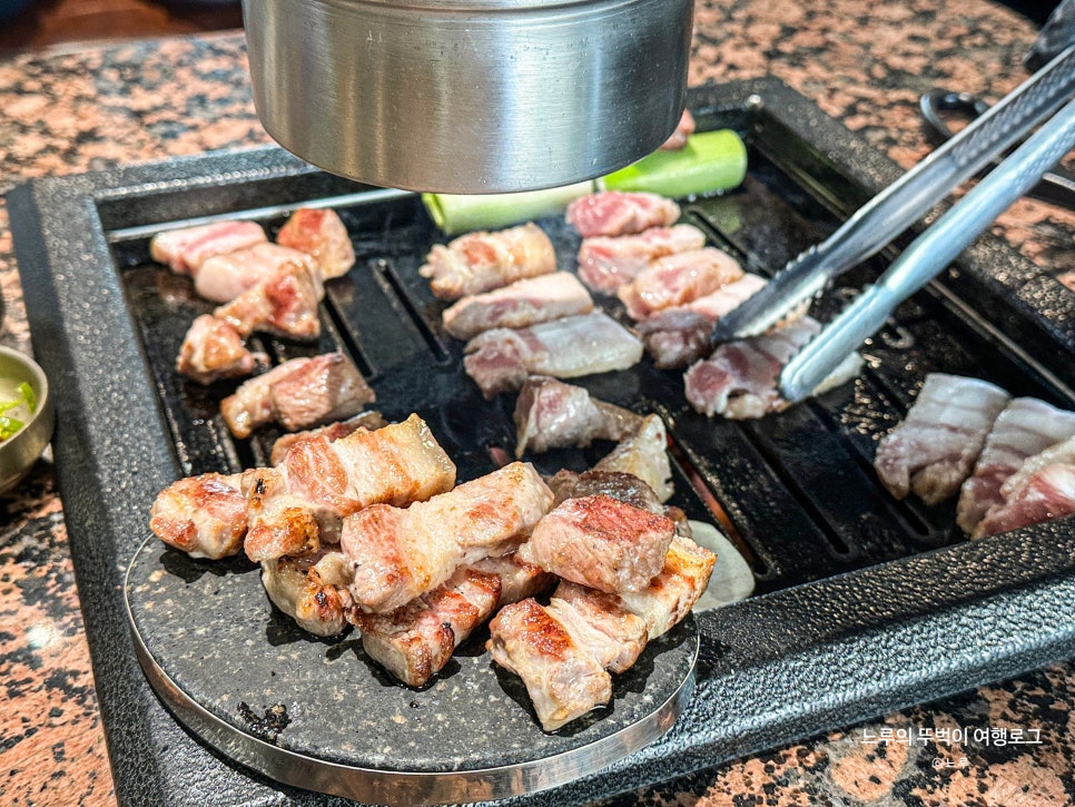 뚱돼지식당 이미지