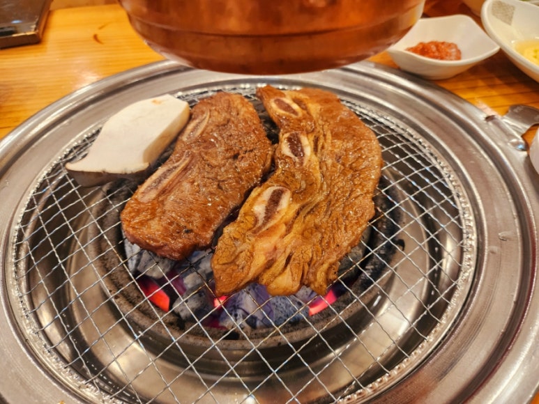 방가숯불화로구이 이미지